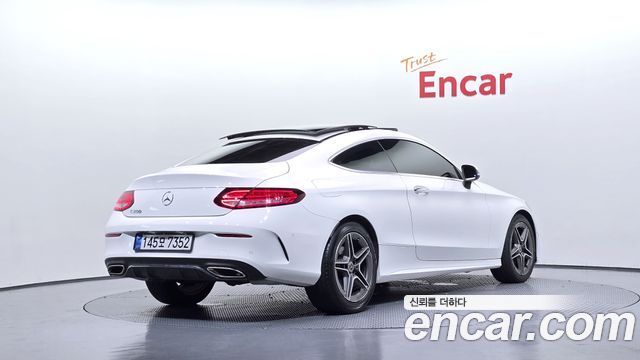 Mercedes-Benz C-Class (W205) C200 Coupe 2021 — фото 2