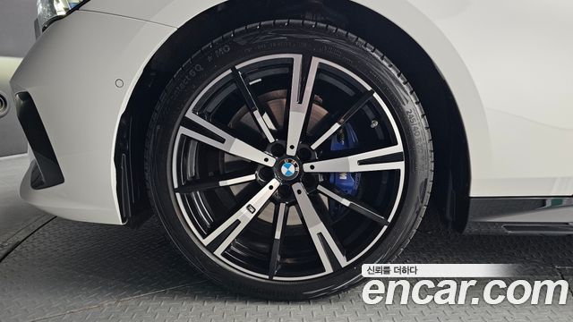 BMW 5 Series (G60) 530i xDrive M Sport 2025 — фото 5