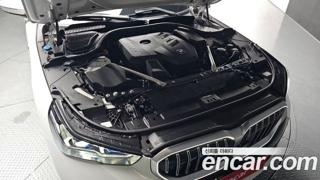 BMW 5 Series (G60) 530i xDrive M Sport 2025 — фото 6