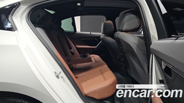 BMW 5 Series (G60) 530i xDrive M Sport 2025 — фото 12