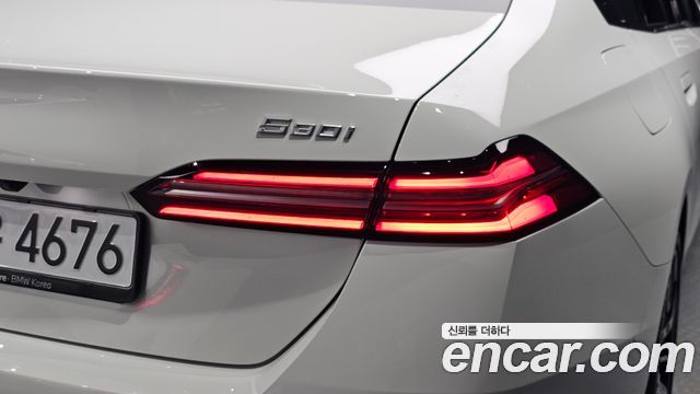 BMW 5 Series (G60) 530i xDrive M Sport 2025 — фото 23