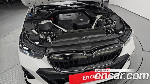 BMW 5 Series (G60) 530i xDrive M Sport Pro Special Edition 2026 — фото 6