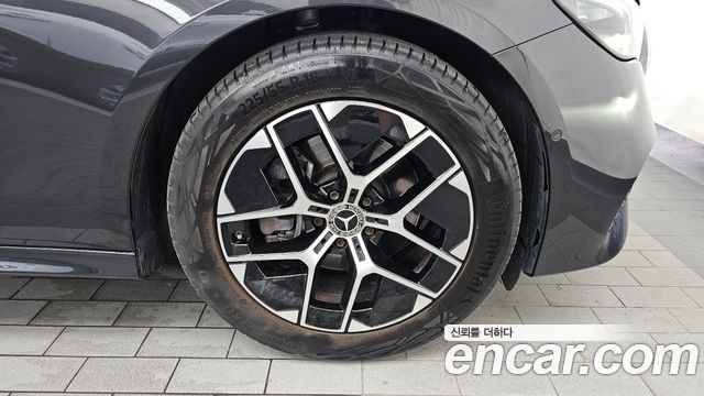 Mercedes-Benz E-Class (W214) E200 Avantgarde 2025 — фото 21