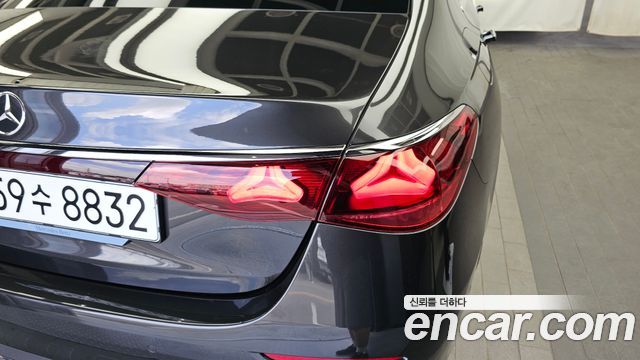 Mercedes-Benz E-Class (W214) E200 Avantgarde 2025 — фото 23