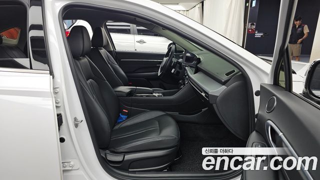 Hyundai Sonata The Edge (DN8) 2.0 Premium 2024 — фото 11