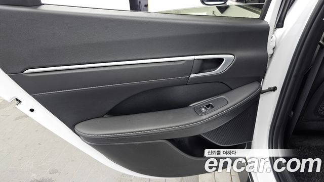 Hyundai Sonata The Edge (DN8) 2.0 Premium 2024 — фото 25