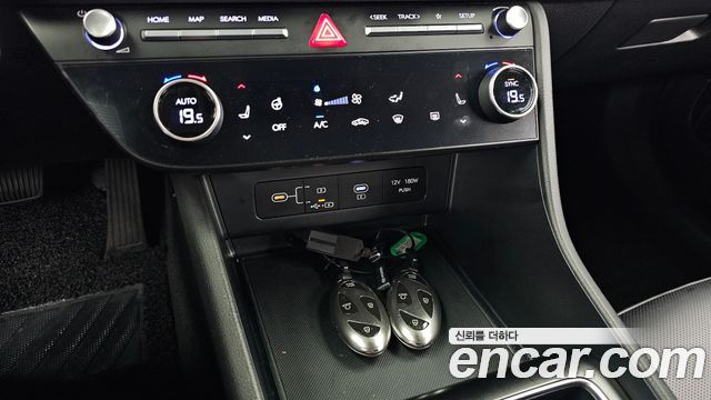 Hyundai Sonata The Edge (DN8) 2.0 Premium 2024 — фото 29