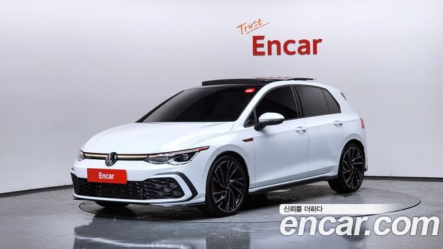 Volkswagen Golf (VIII) 2.0 GTI