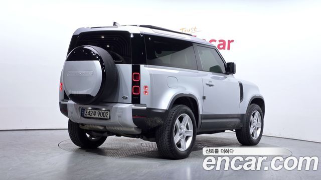 Land Rover Defender (L663) 90 D250 SE 2022 — фото 2