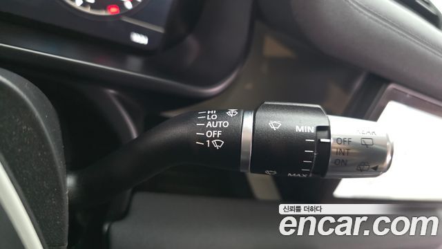Land Rover Defender (L663) 90 D250 SE 2022 — фото 20