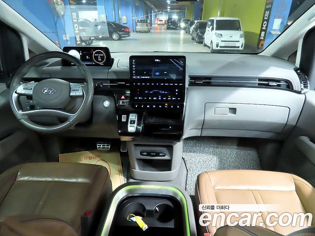 Hyundai Staria 4WD Lounge 7-Seater Inspiration 2022 — фото 7