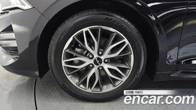 Kia K5 (III) 2.0 Noblesse 2023 — фото 5
