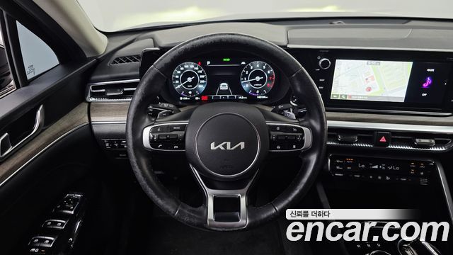 Kia K5 (III) 2.0 Noblesse 2023 — фото 17