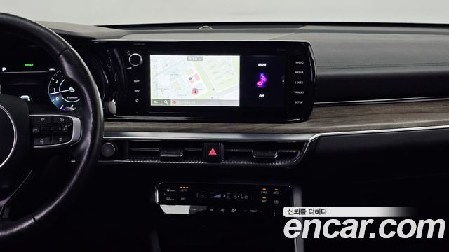 Kia K5 (III) 2.0 Noblesse 2023 — фото 18