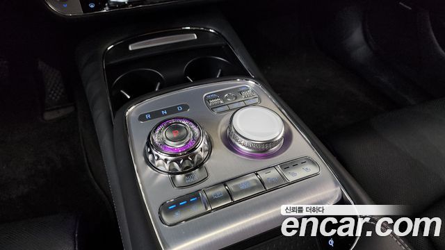 Genesis G90 (RS4) Gasoline 3.5 Turbo AWD 2022 — фото 9