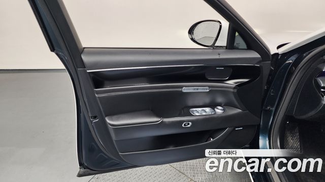 Genesis G90 (RS4) Gasoline 3.5 Turbo AWD 2022 — фото 24