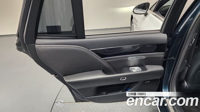 Genesis G90 (RS4) Gasoline 3.5 Turbo AWD 2022 — фото 25