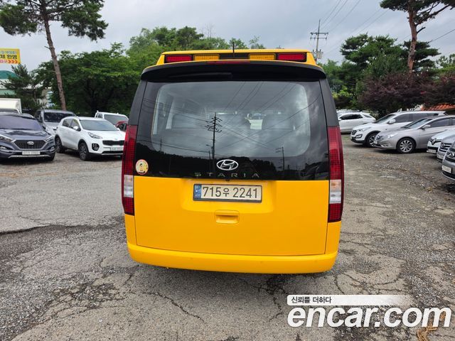 Hyundai Staria L3.5  Kinder Safety Car 11-Seater 2022 — фото 4
