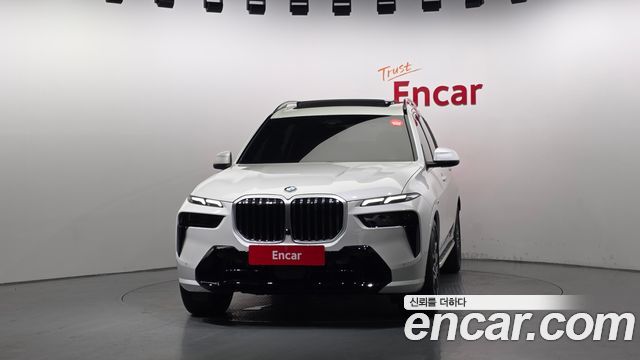 BMW X7 (G07) xDrive 40i M Sport 7STR 2025 — фото 3