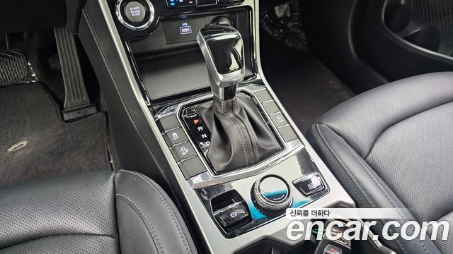 KG Mobility (SsangYong) Beautiful Korando Gasoline 1.5 2WD C5 Plus 2021 — фото 9