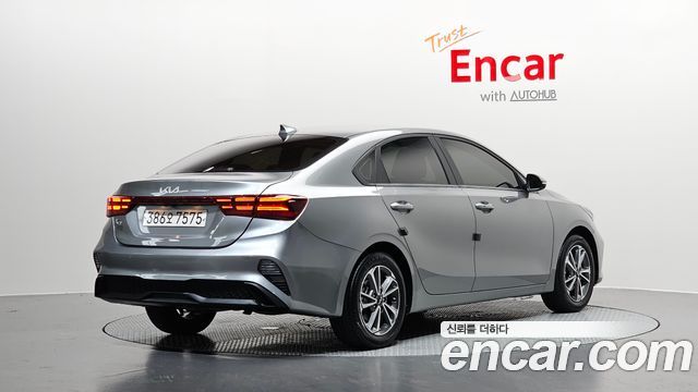 Kia K3 (II) 1.6 Prestige 2024 — фото 2