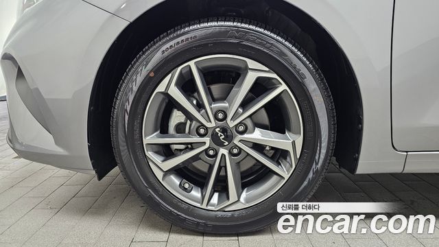 Kia K3 (II) 1.6 Prestige 2024 — фото 5