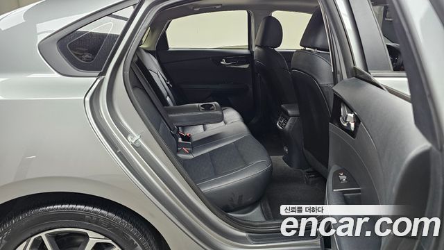 Kia K3 (II) 1.6 Prestige 2024 — фото 11