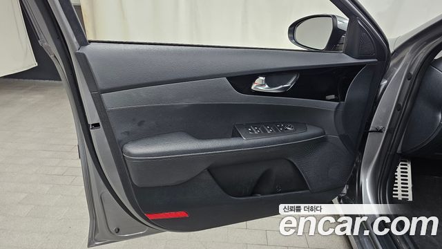 Kia K3 (II) 1.6 Prestige 2024 — фото 24