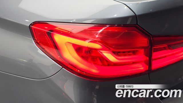 BMW 5 Series (G30) 520d M Sport package 2018 — фото 23