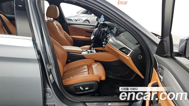 BMW 5 Series (G30) 520d M Sport package 2018 — фото 26