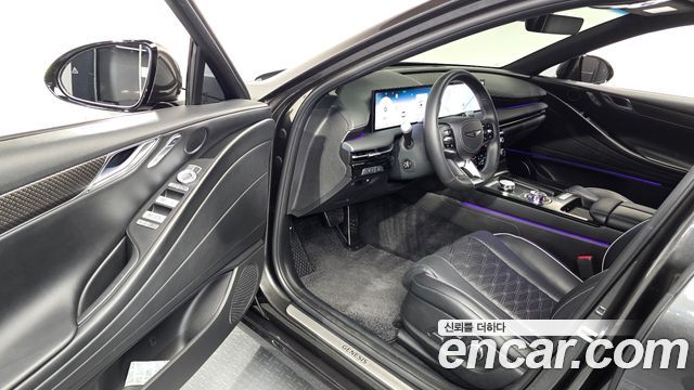 Genesis G80 (RG3) Gasoline 2.5 Turbo AWD 2025 — фото 10