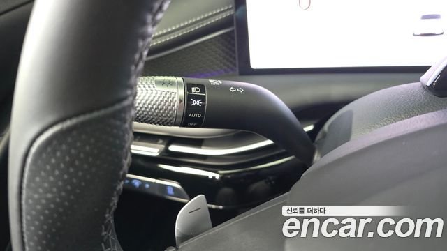 Genesis G80 (RG3) Gasoline 2.5 Turbo AWD 2025 — фото 28