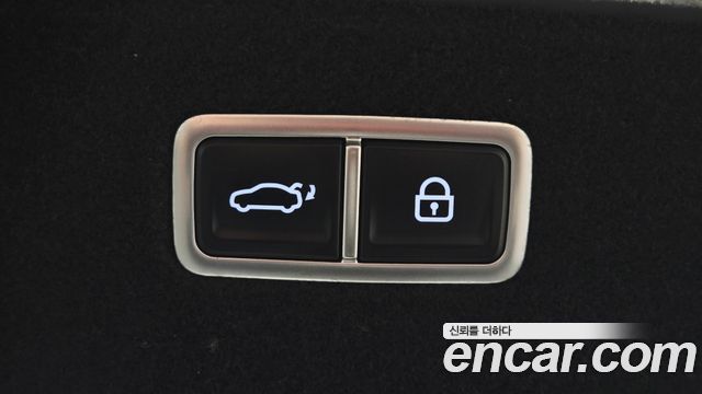 Genesis G90 (RS4) Gasoline 3.5 Turbo e-S/C AWD 2023 — фото 18