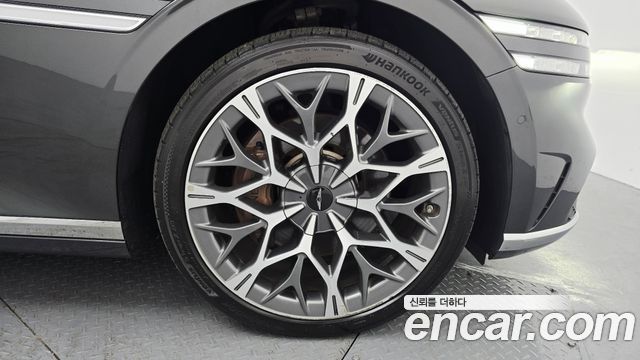 Genesis G90 (RS4) Gasoline 3.5 Turbo e-S/C AWD 2023 — фото 21