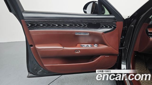 Genesis G90 (RS4) Gasoline 3.5 Turbo e-S/C AWD 2023 — фото 24