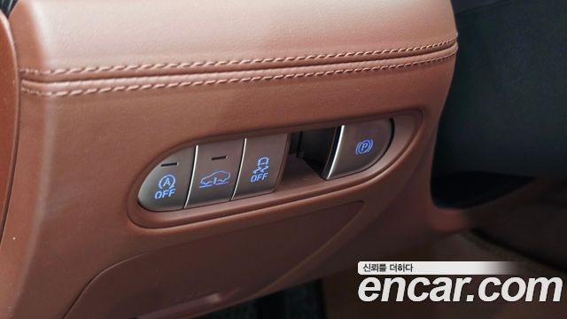 Genesis G90 (RS4) Gasoline 3.5 Turbo e-S/C AWD 2023 — фото 27