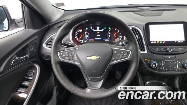 Chevrolet Malibu 1.3 Turbo Premier 2019 — фото 14