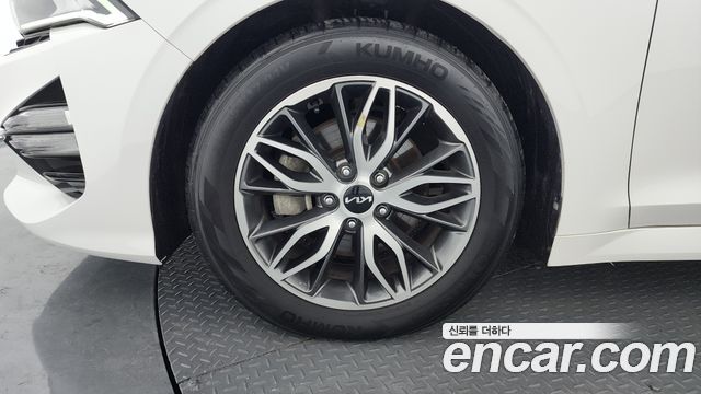 Kia K5 (III) 2.0 Prestige 2023 — фото 5