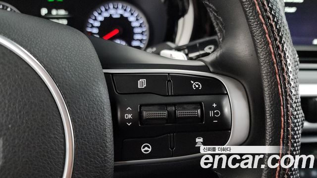 Kia K5 (III) 2.0 Prestige 2023 — фото 17