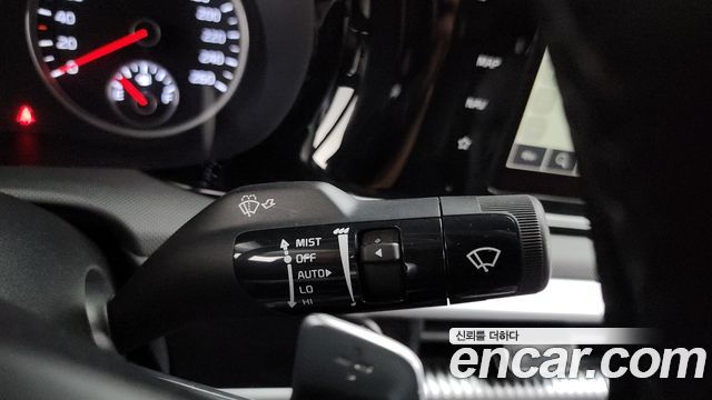 Kia K5 (III) 2.0 Prestige 2023 — фото 28