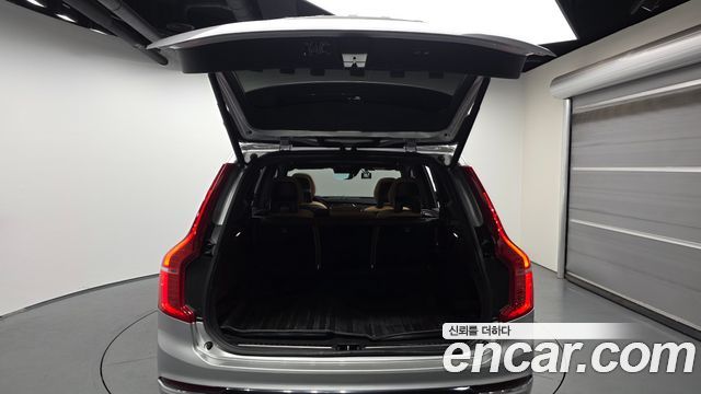Volvo XC90 (II) B6 Inscription 2022 — фото 20