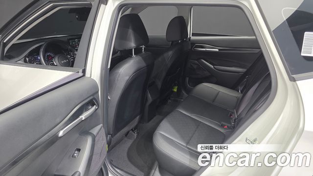 Kia Seltos Gasoline 1.6 Turbo 2WD Prestige 2022 — фото 11