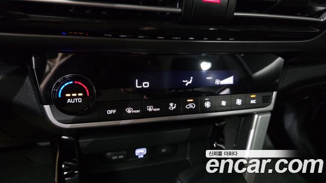 Kia Seltos Gasoline 1.6 Turbo 2WD Prestige 2022 — фото 17