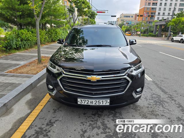 Chevrolet Traverse 3.6 AWD LT Leather Premium 2020 — фото 2