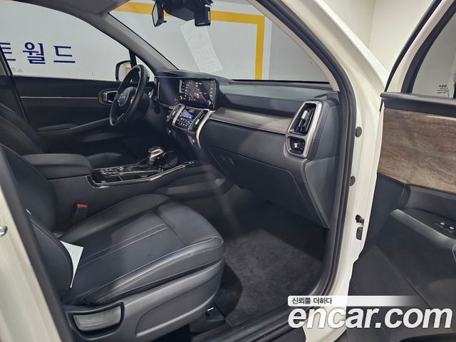 Kia Sorento (IV) Gasoline 2.5T 2WD Trendy 2023 — фото 8