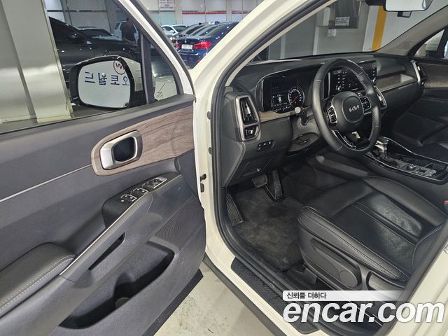 Kia Sorento (IV) Gasoline 2.5T 2WD Trendy 2023 — фото 15