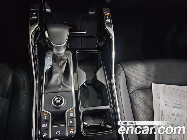 Kia Sorento (IV) Gasoline 2.5T 2WD Trendy 2023 — фото 18