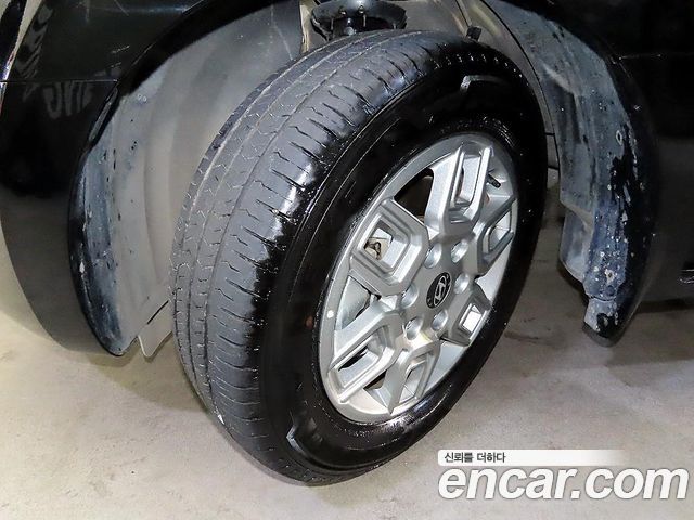 Hyundai Staria L3.5 Cargo 3-Seater Modern 2025 — фото 22