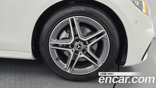 Mercedes-Benz E-Class (W213) E250 AMG Line 2023 — фото 21