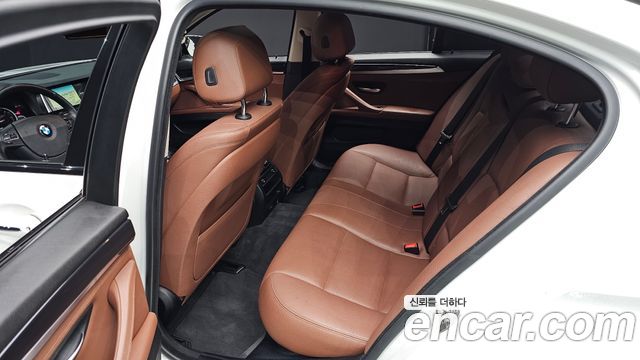 BMW 5 Series (F10) 520d M Aero Dynamic 2016 — фото 11